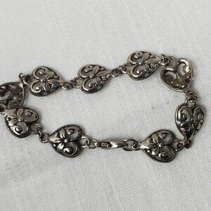 Adorable Heart Chain Vintage Silver Tone Heart Bracelet